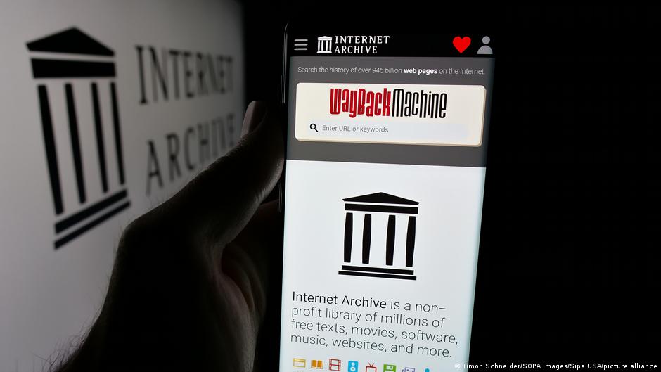 Milijarde veb-sajtova mogle bi da budu izgubljene ako „Wayback Machine“ više ne bude postojala