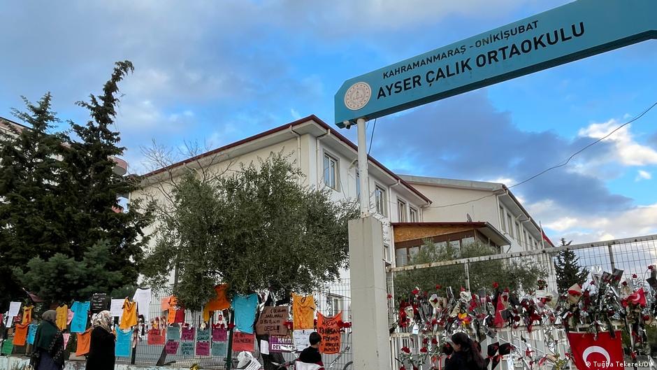 Sosyal medyada okul saldırısı paylaşımlarına inceleme