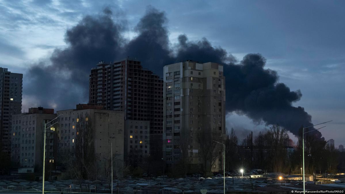 许多欧洲国家政府担忧俄罗斯可能对乌克兰以外的地区构成更广泛的威胁。图为2026年4月16日俄罗斯对基辅发动大规模导弹与无人机袭击。