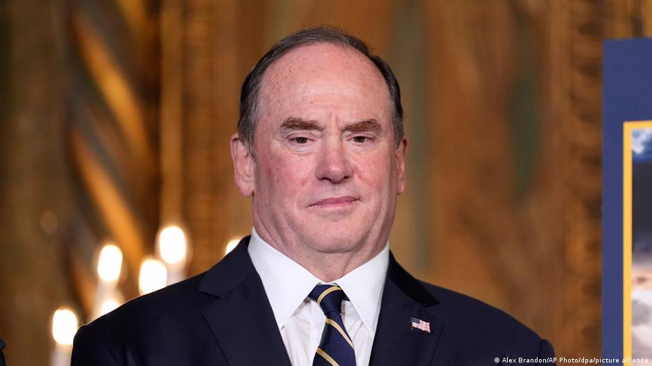 Destituido John Phelan, secretario de Marina de EE. UU.