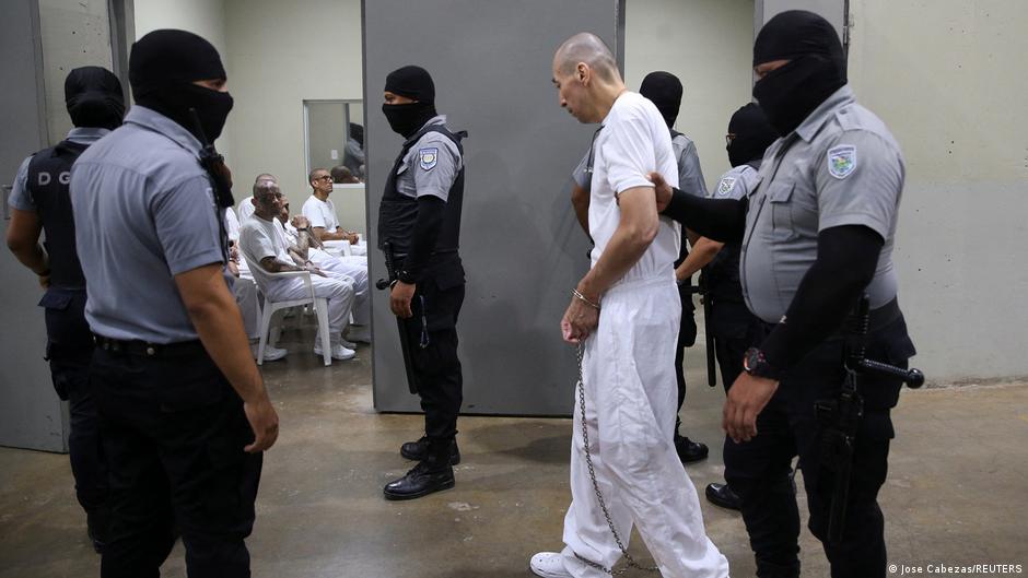 El Salvador gives first sentence to life imprisonment