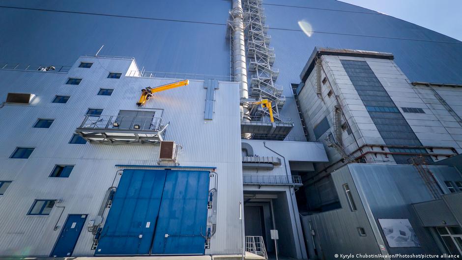Ukraine: Russian drone hits nuclear-fuel storage facility