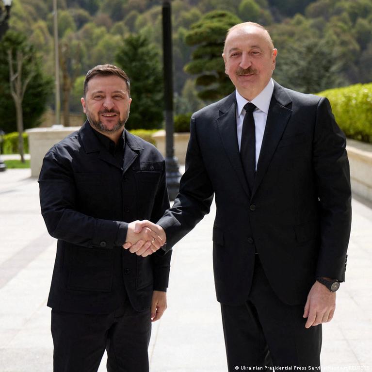 Zelenskyy ready to hold Ukraine-Russia talks in Azerbaijan