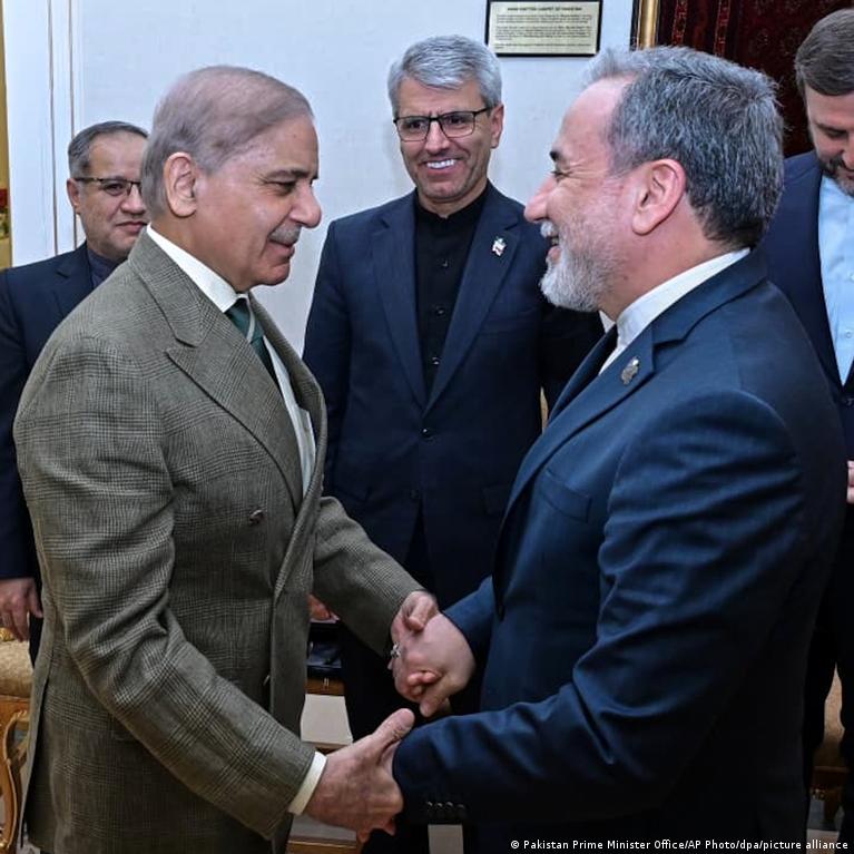 Pakistan faces pressure over mediator role in Iran war