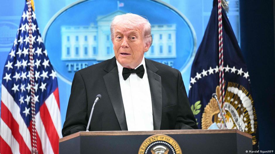 „W demokracji nie ma miejsca na przemoc”. Reakcje po strzelaninie w Waszyngtonie