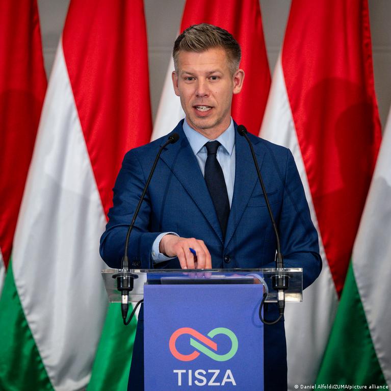 Hungary's new government pushes for euro by 2030