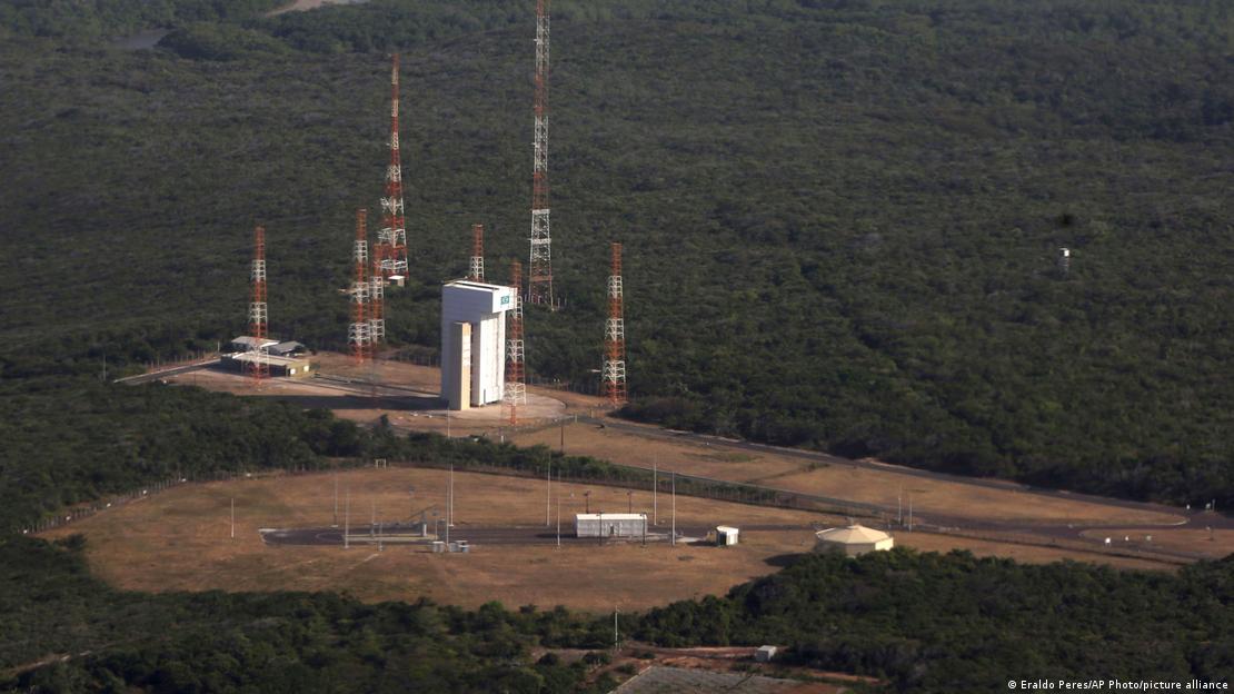 Imagen aérea del puerto espacial de Brasil. Imagen aérea del puerto espacial de Brasil.