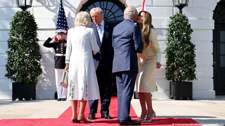 Trump recibe a Carlos III y Camila para tomar el té en la Casa Blanca