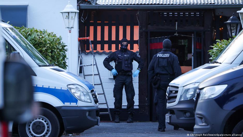 На западе ФРГ прошли масштабные обыски у байкеров из Hells Angels