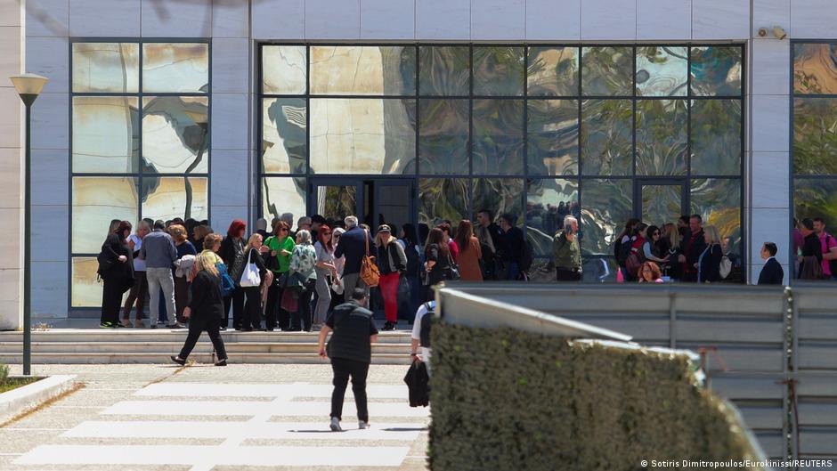 Greek police hunt for alleged 89-year-old shooter on the run