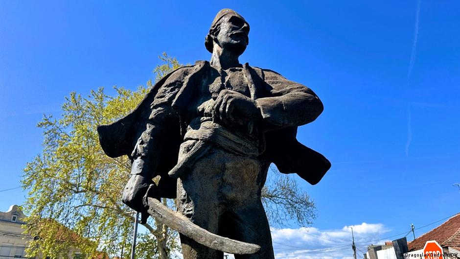 Spomenik Veljku Petroviću u Zaječaru
