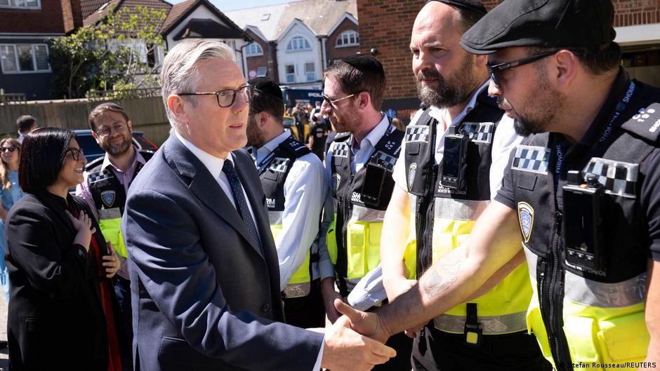 Apuñalamiento de dos judíos en Londres: inculpado un hombre de 45 años