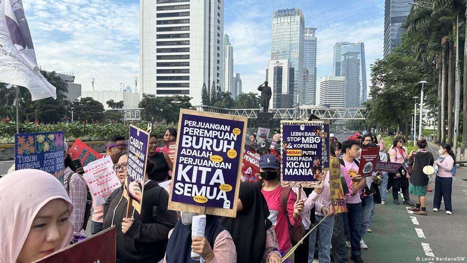 Andi Gani Ungkap Potensi PHK di Depan Mata