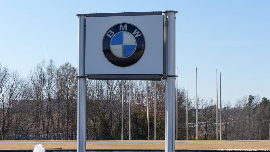 BMW prevé recortar 8.000 puestos de empleo hasta finales de 2027