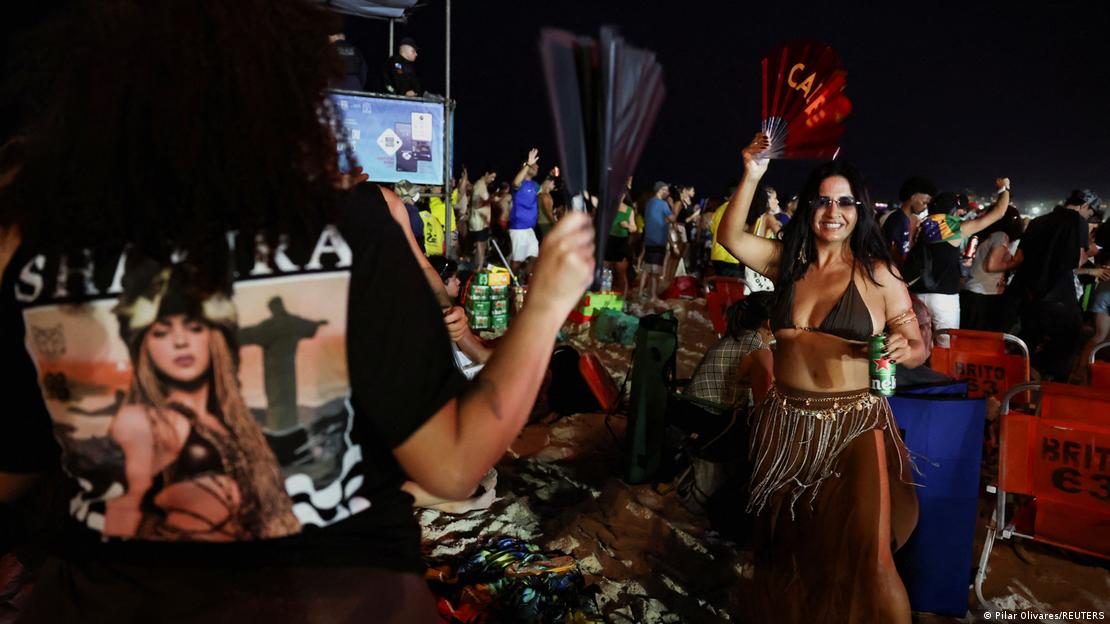 Fans gather at Copacabana beach