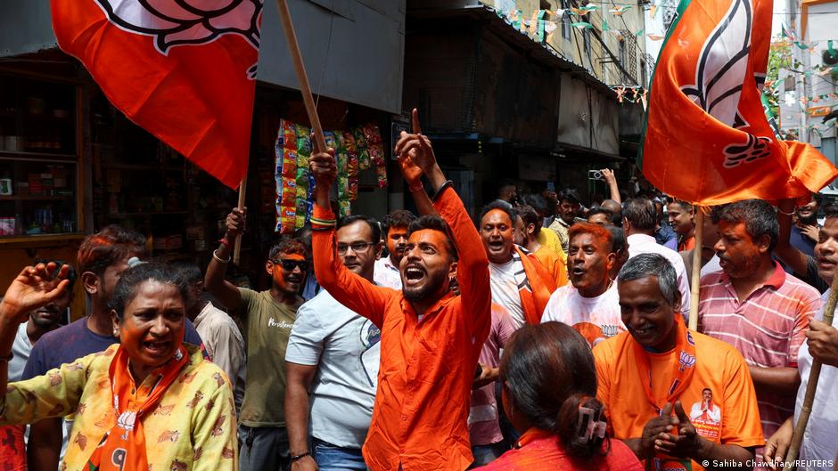 Religion steers Bengal politics in Bangladesh, India — again