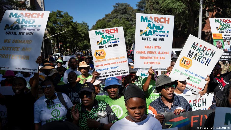 Nigeria evacuating 130 citizens from S. Africa after attacks
