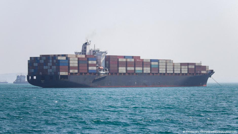 Iran war: Tehran says it will keep up 'intolerable' blockade