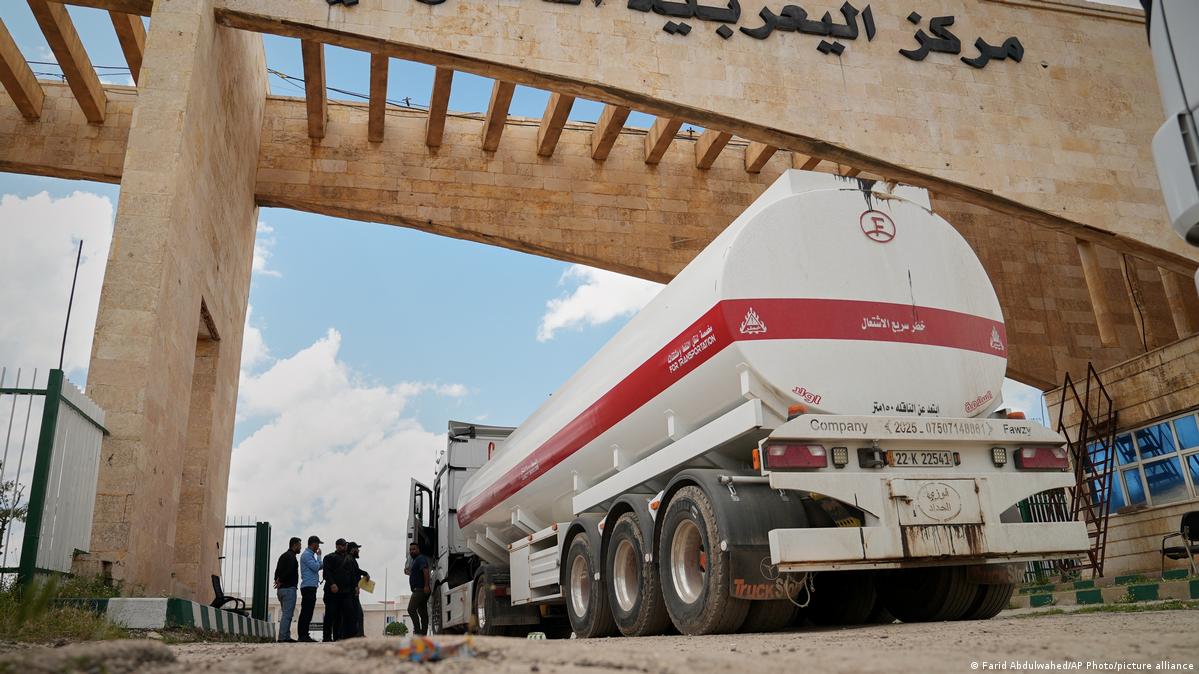 Strategic neutrality: How Syria is winning in the Iran war Deutsche Welle 2 h ago ⋅ 1