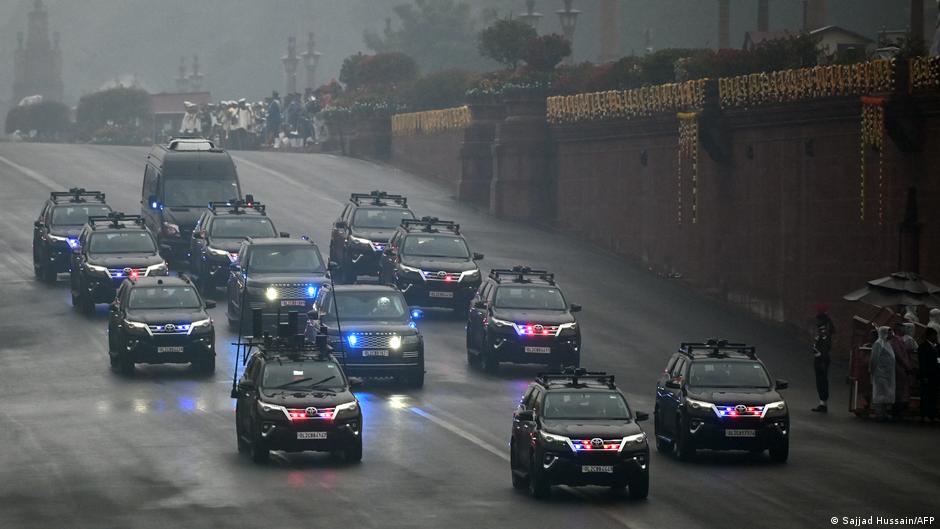 भारत के मोदी ने मितव्ययता के तहत अपने काफिले की संख्या में कटौती की – रिपोर्ट
