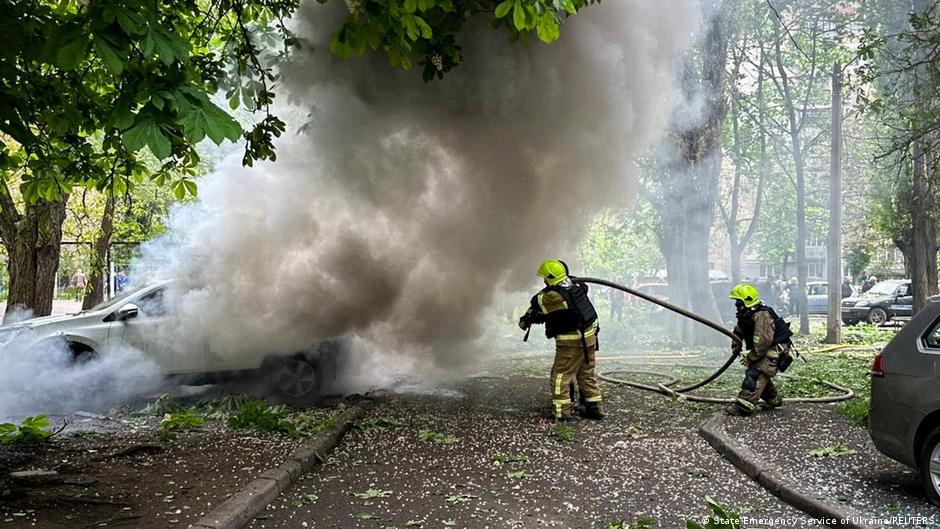 Російський дрон поцілив у ТЦ в Одесі, поранені 5 людей