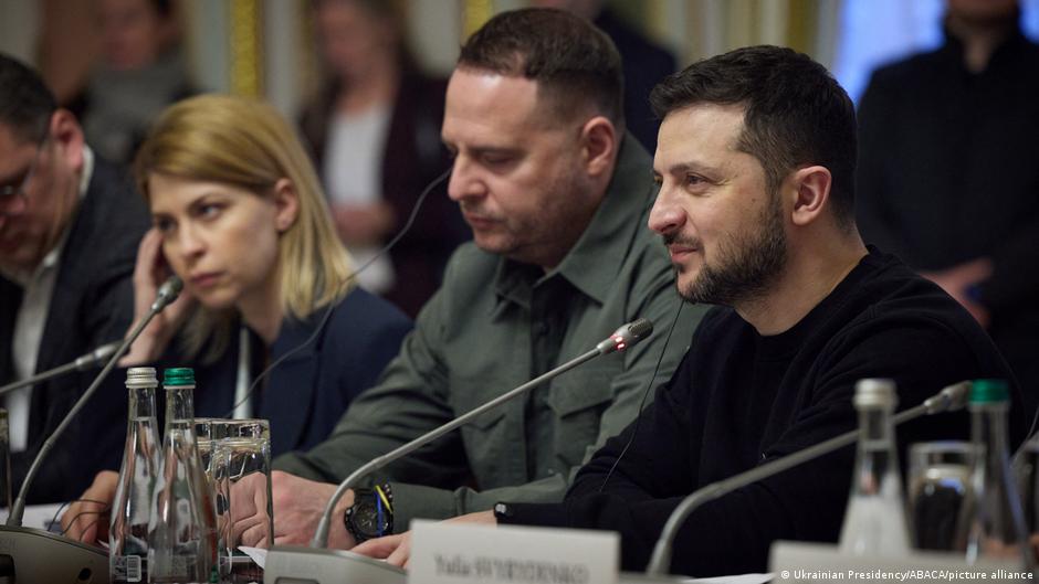Pengadilan Ukraina Memerintahkan Penangkapan Sekutu Zelenskyy Andriy Yermak