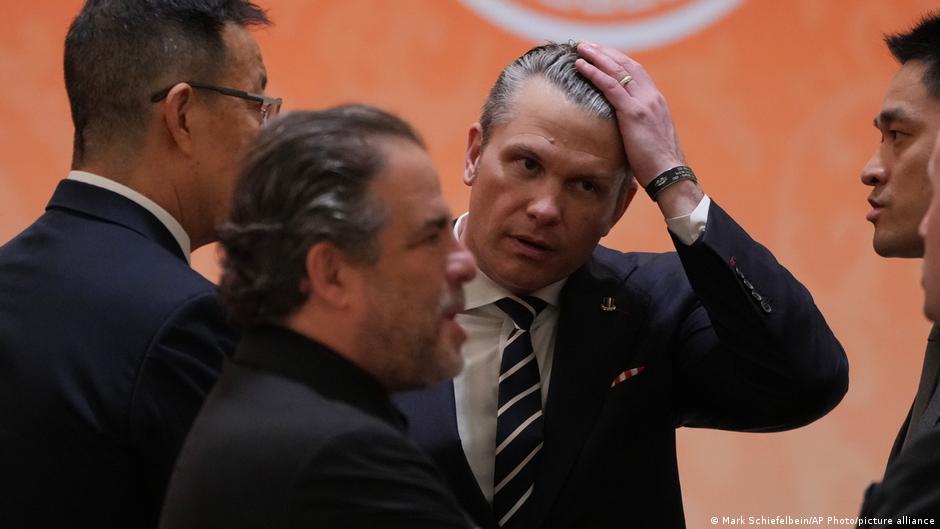 Američki ministar rata Pit Hegset u Pekingu