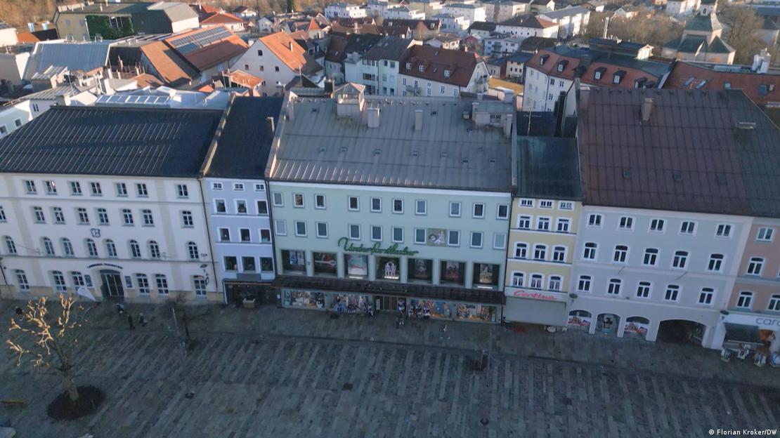 Prédios lado a lado em Traunstein, na Bavária, Alemanha