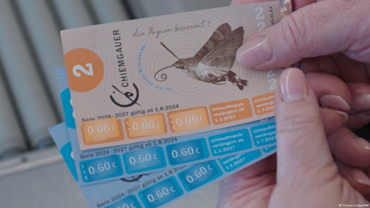 Residents can earn the local currency by making climate-friendly choices and then spent it in the region Image: Florian Kroker/DW