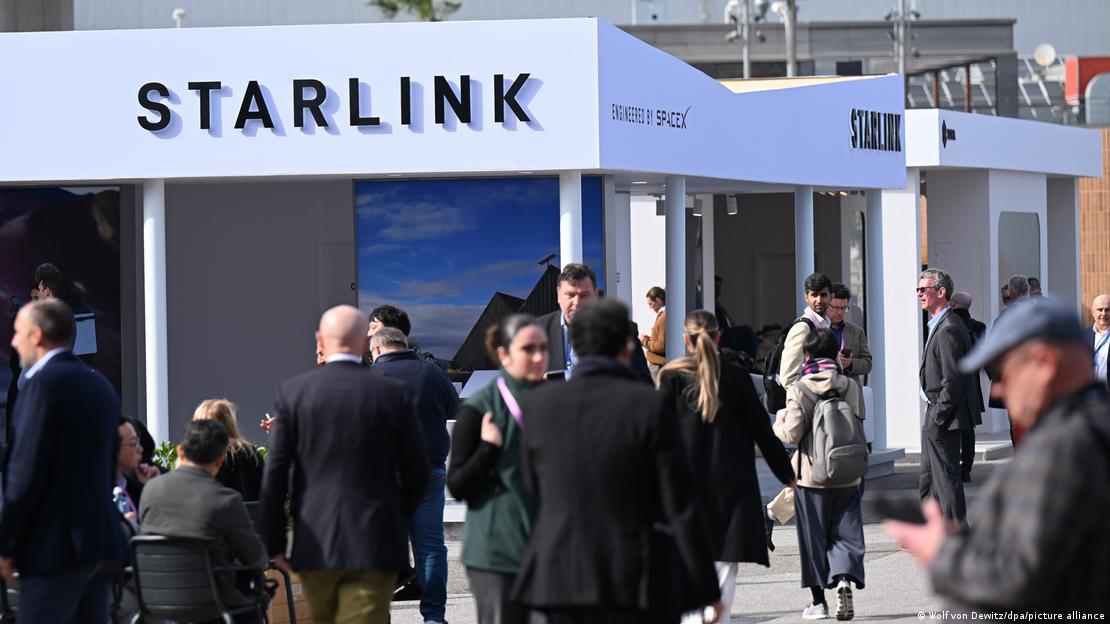 Starlink, la megaconstelación de SpaceX con casi 12.000 satélites en órbita, es la más conocida del sector espacial. Starlink, la megaconstelación de SpaceX con casi 12.000 satélites en órbita, es la más conocida del sector espacial.