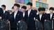 Nordkoreas Frauenfußballteam Naegohyang FC am Flughafen Nordkoreas Frauenfußballteam Naegohyang FC am Flughafen