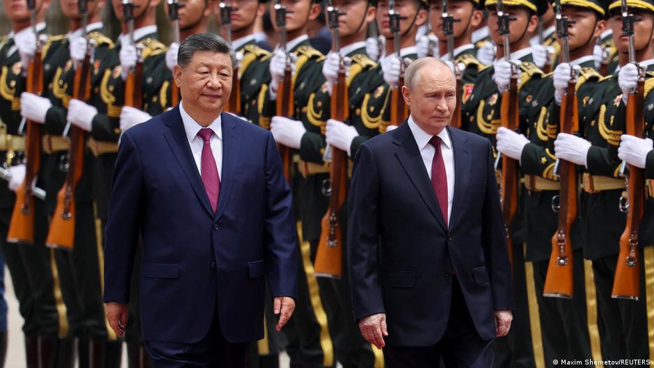 Putin es recibido por XI con quien firmará unos 40 acuerdos