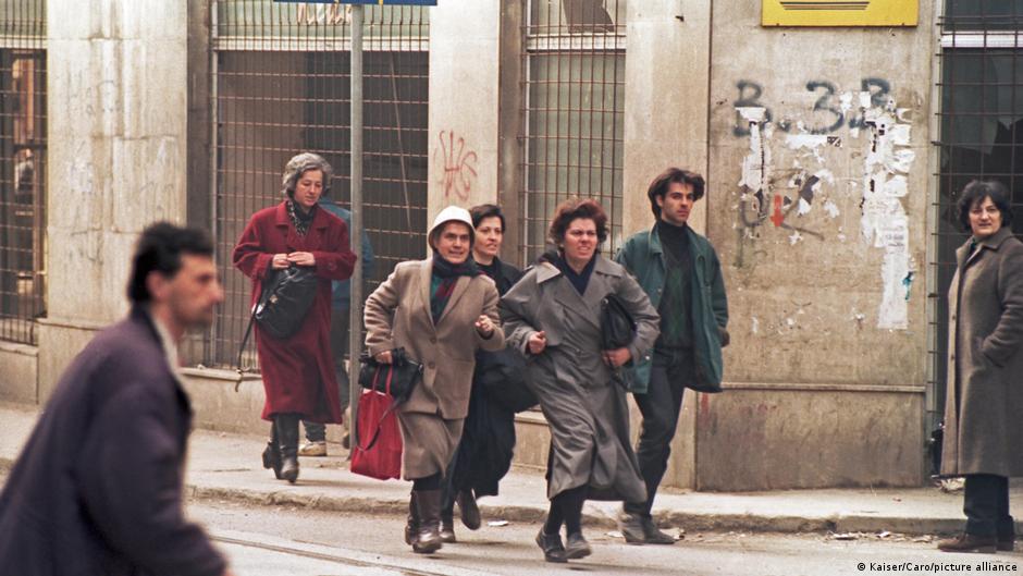 „Sarajevo safari“ i „bajke za odrasle“