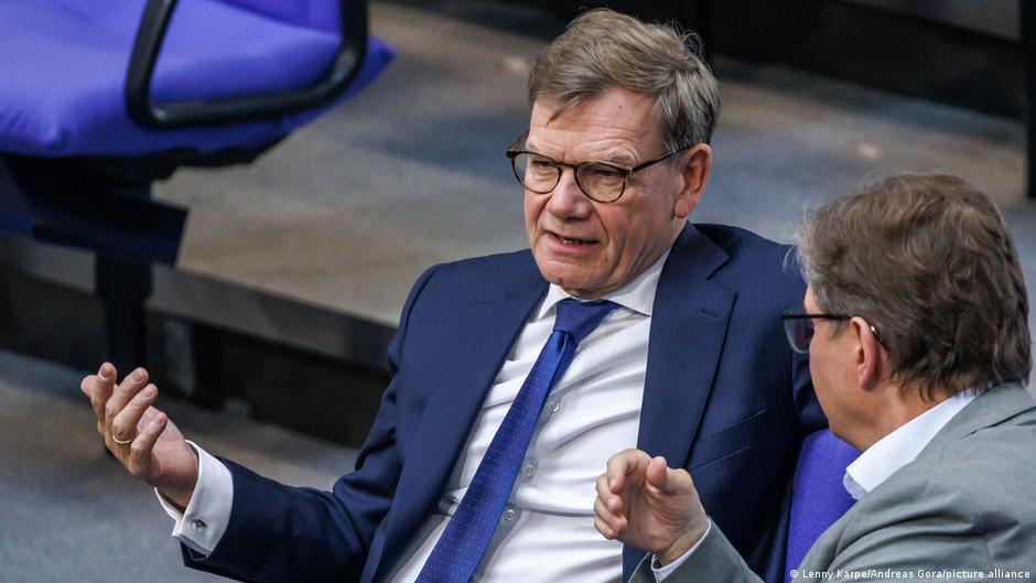 Глава МИД ФРГ - за более тесное сотрудничество с Украиной в сфере обороны