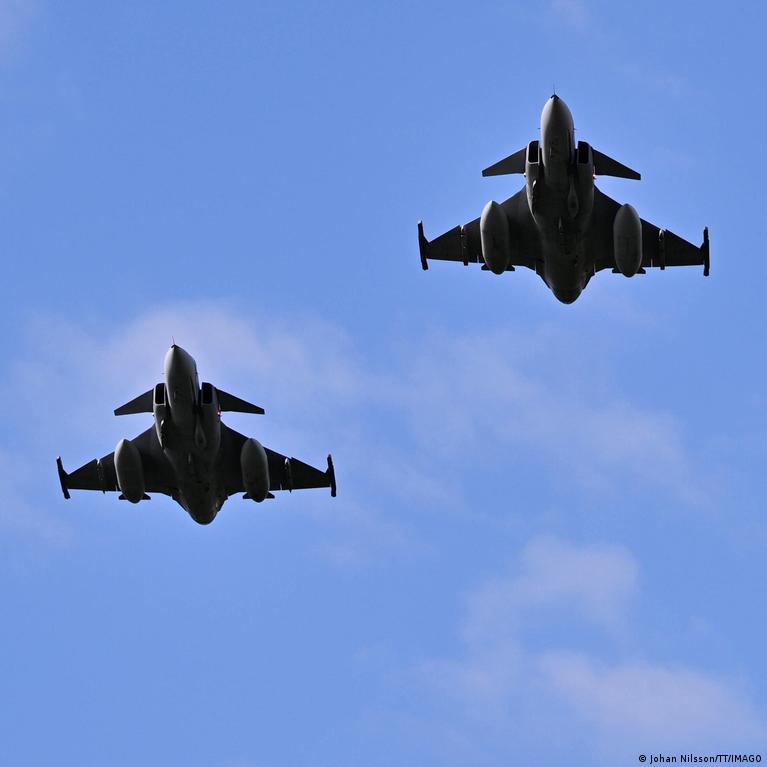 Современный Gripen