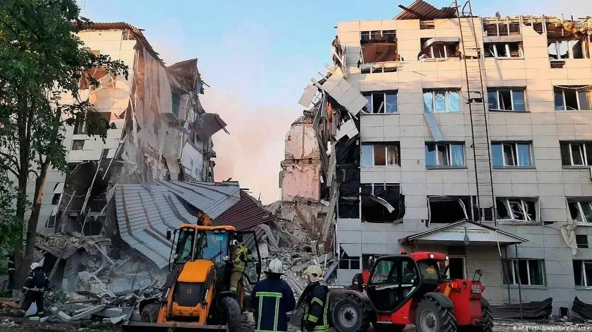 A torn bulding in Starobilsk on May 22, 2025
