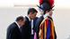 El presidente del Gobierno español, Pedro Sánchez, a su llegada al Vaticano. El presidente del Gobierno español, Pedro Sánchez, a su llegada al Vaticano.