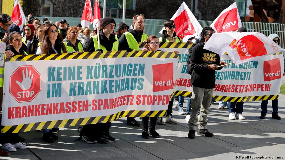 Germany news: Healthcare staff protest plan for major cuts