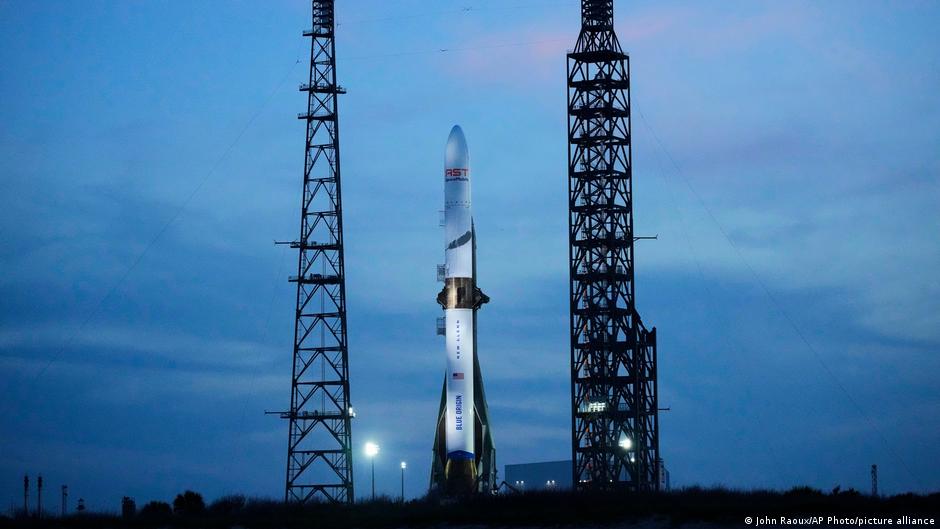 ينفجر صاروخ Blue Origin’s New Glenn على منصة الإطلاق