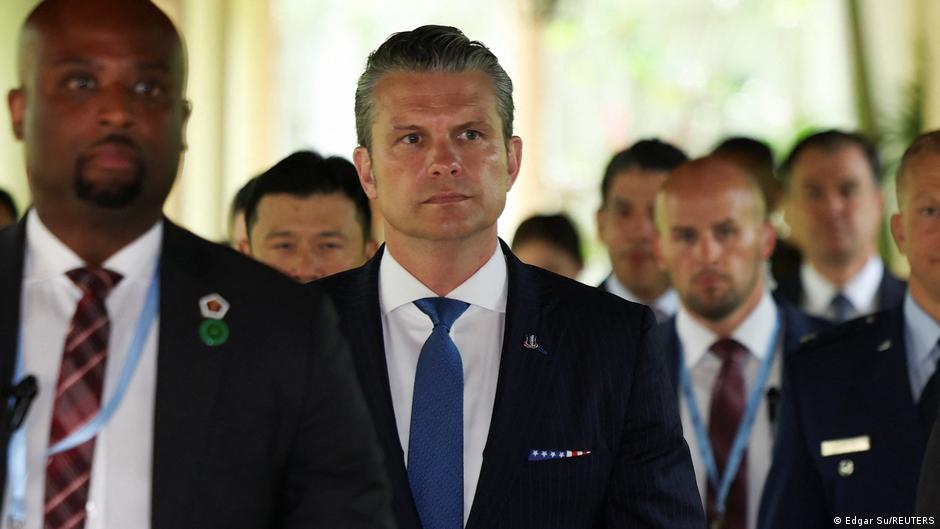 Hegseth llega a Singapur para un foro de defensa dominado por la guerra de Irán