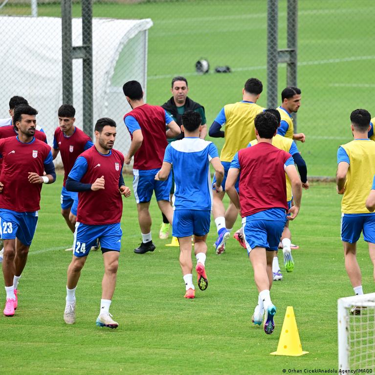 أزمة التأشيرات للمنتخب الإيراني