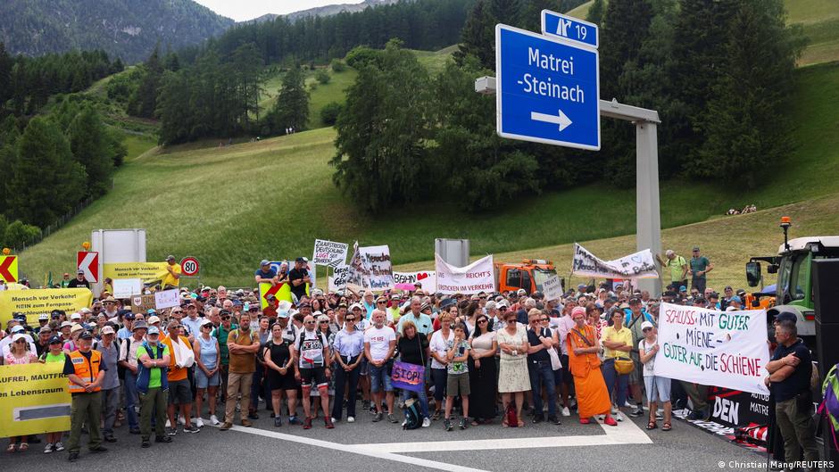 Germany news: Alpine pass reopened after large protest