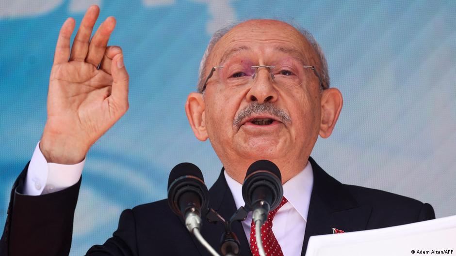 CHP'de grup toplantısı düğümü çözüldü

Kılıçdaroğlu Meclise 