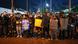 Manifestantes que se oponen a las políticas migratorias de Donald Trump protestan frente al centro de detención Delaney Hall. (31.05.2026) Manifestantes que se oponen a las políticas migratorias de Donald Trump protestan frente al centro de detención Delaney Hall. (31.05.2026)
