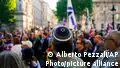 Israel's military operations are dividing London's Jewish community