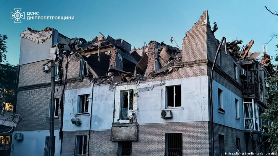 Удар РФ по Дніпру: дев'ять загиблих, ще шістьох людей шукають