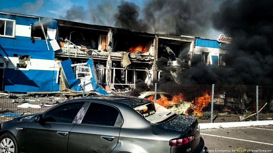 Ataques rusos en varias regiones de Ucrania dejan siete muertos