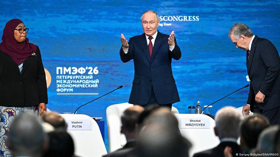 Путин на ПМЭФ признал проблемы в российской экономике