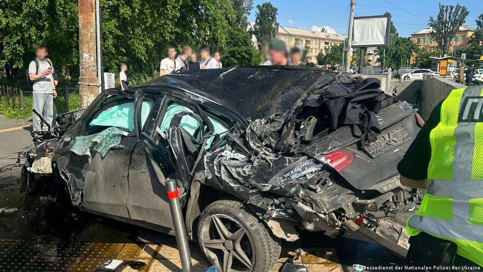 Зеленський вимагає посилення відповідальності за ДТП