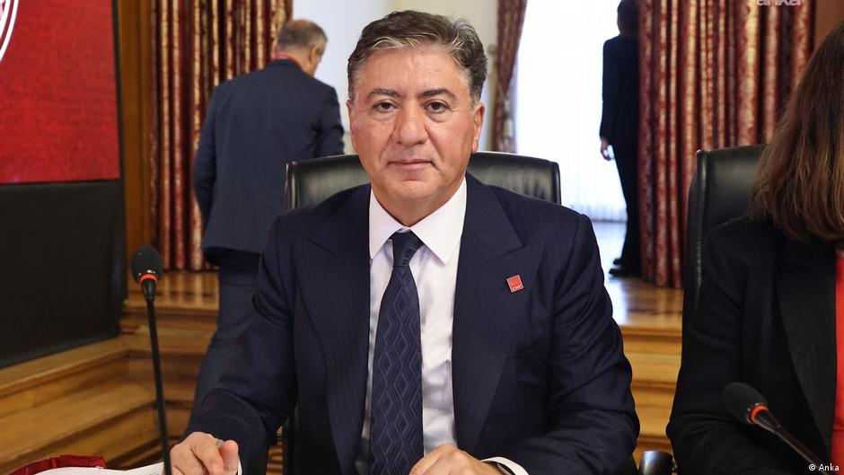 "Önder Aksakal konuyu yanlış anlamış olabilir"

CHP Grup Baş